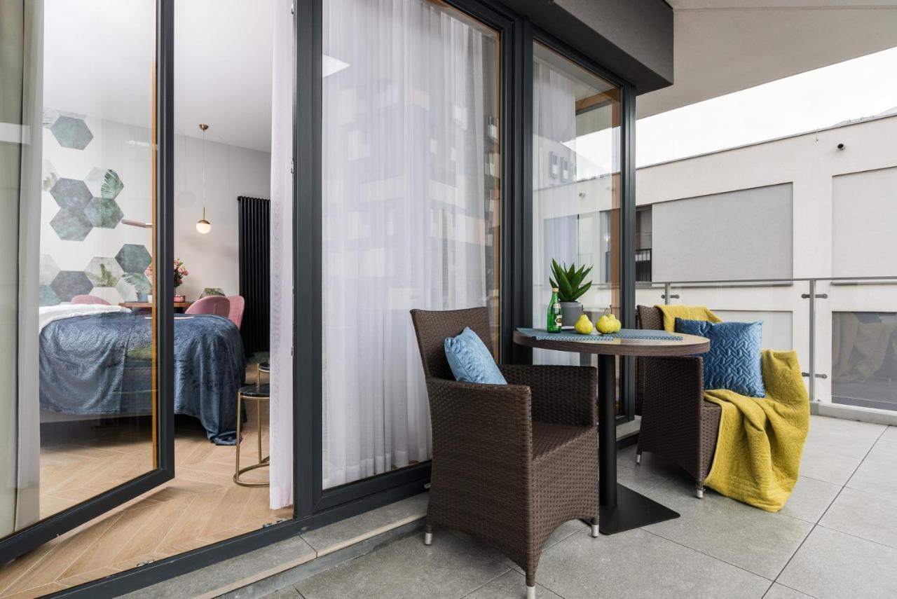 Neartopl Rakowicka Apartments Parking — Zdjęcia 3